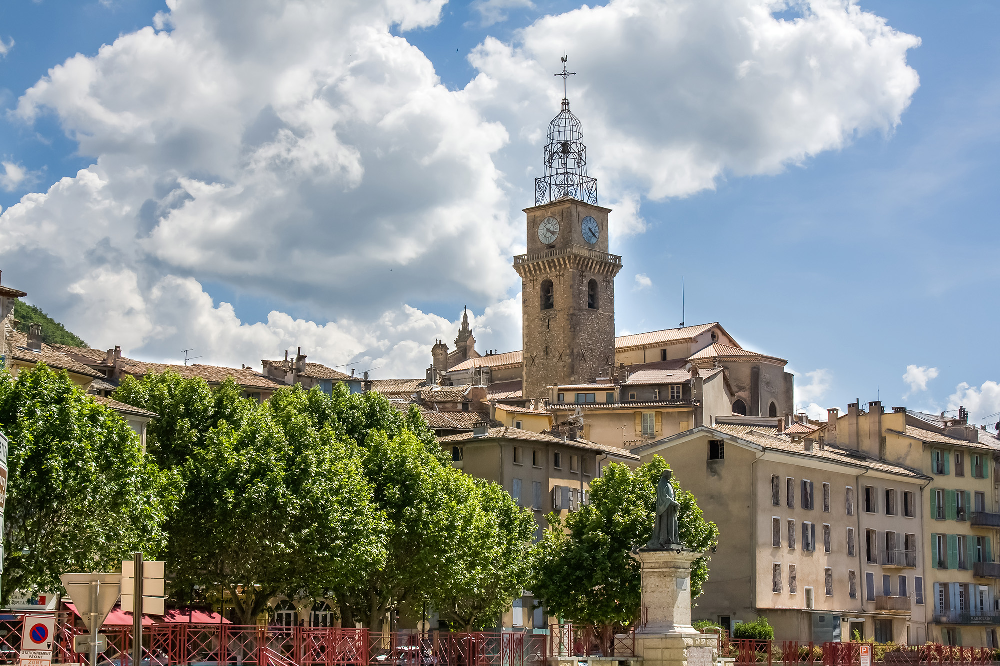 decouvrir digne les bains