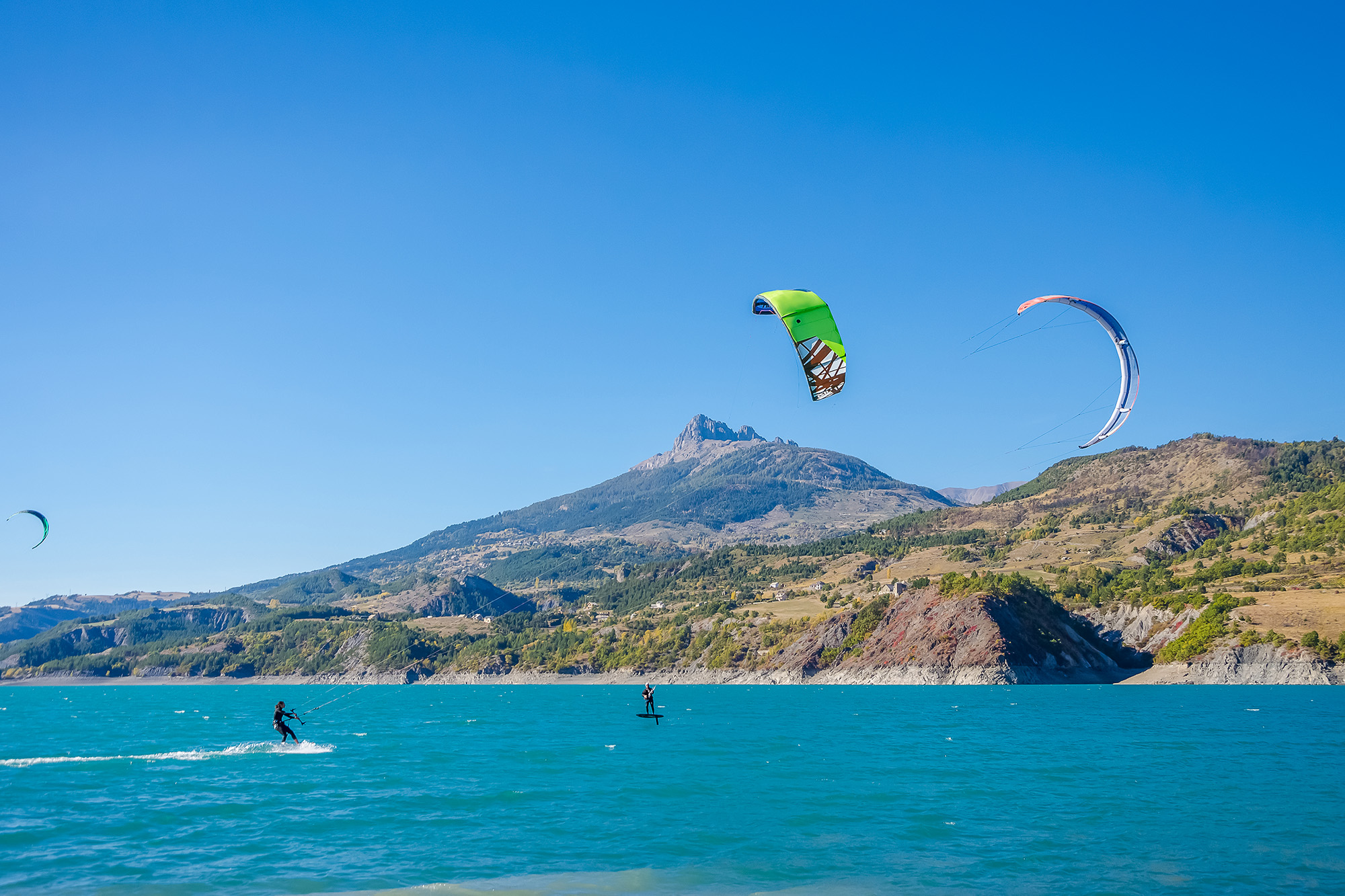 kite surf lac de serre poncon