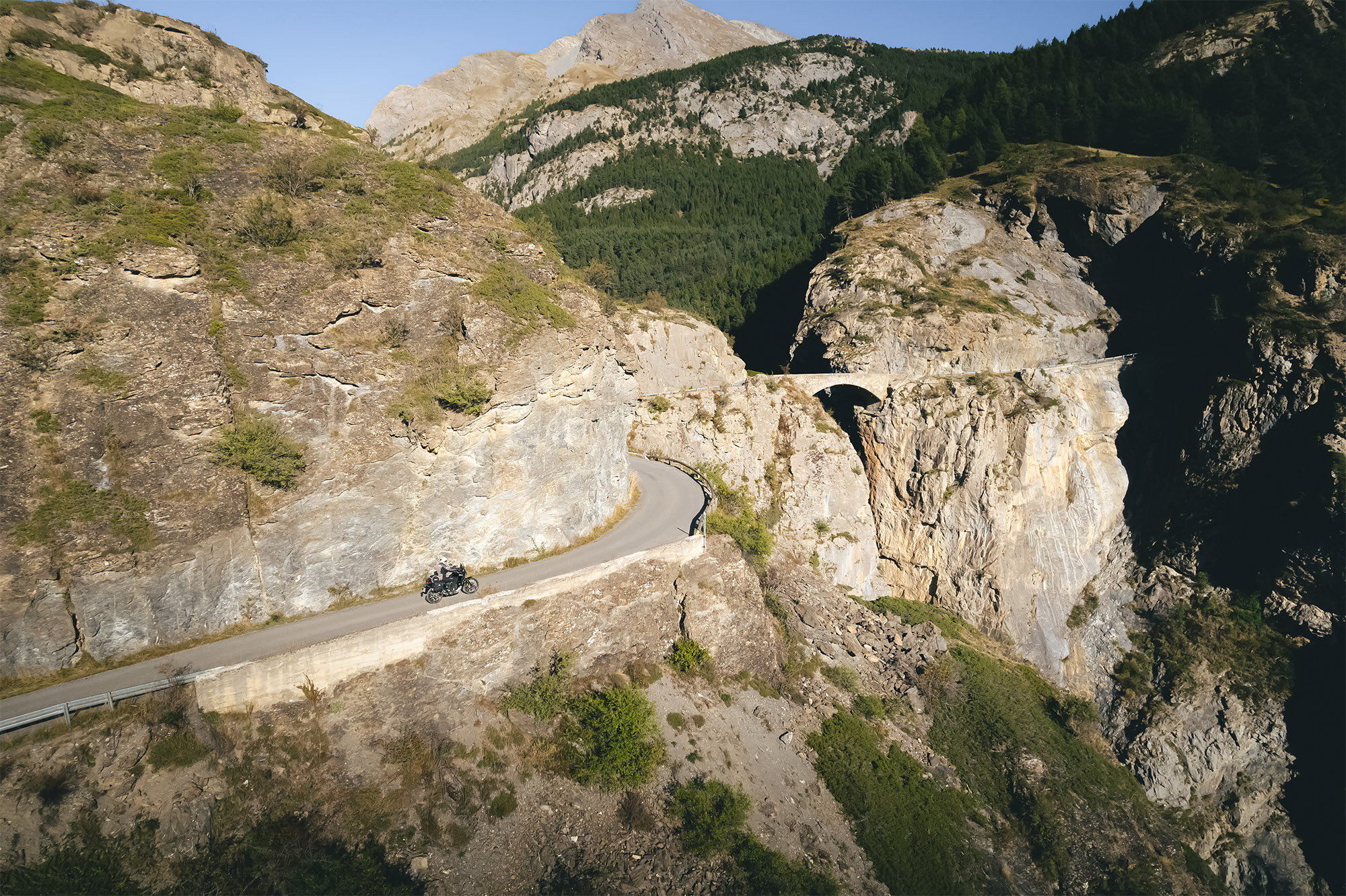 moto au pont du chatelet
