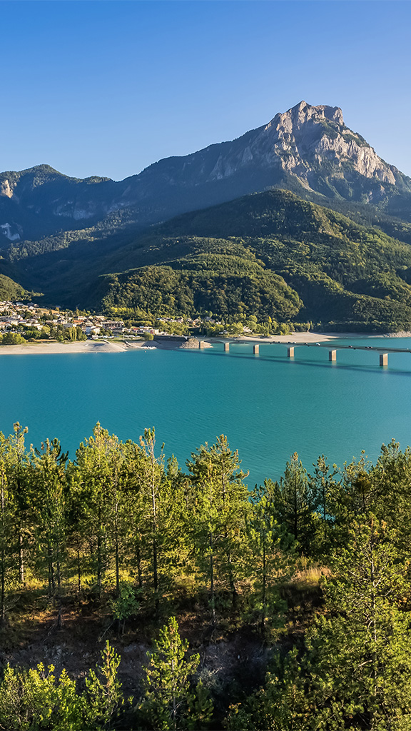 savines le lac alpes de haute provence
