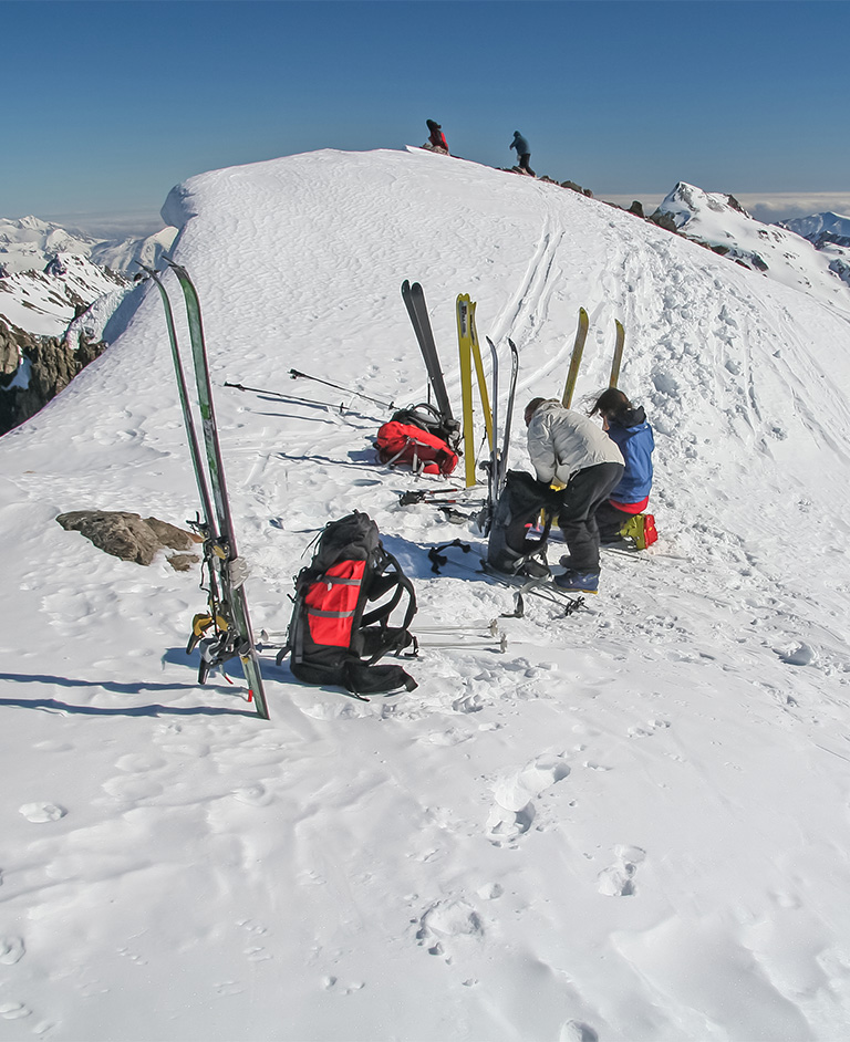 skieurs alpes de haute provence